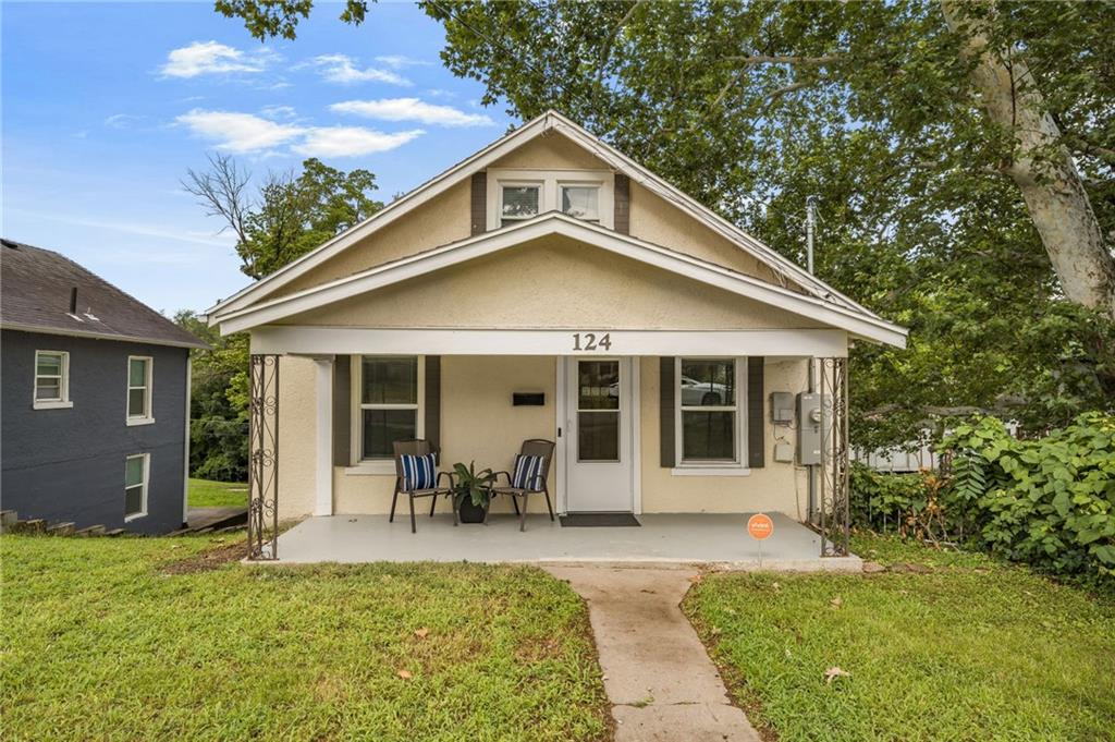 124 Riverside Dr, Jefferson City, MO 65101