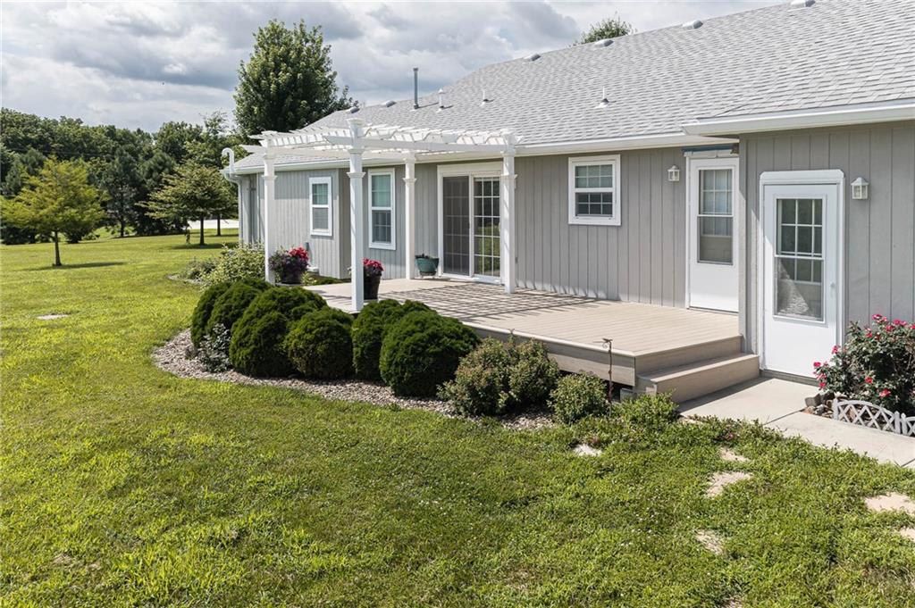 25029 Dehoff Rd, Tonganoxie, KS 66086