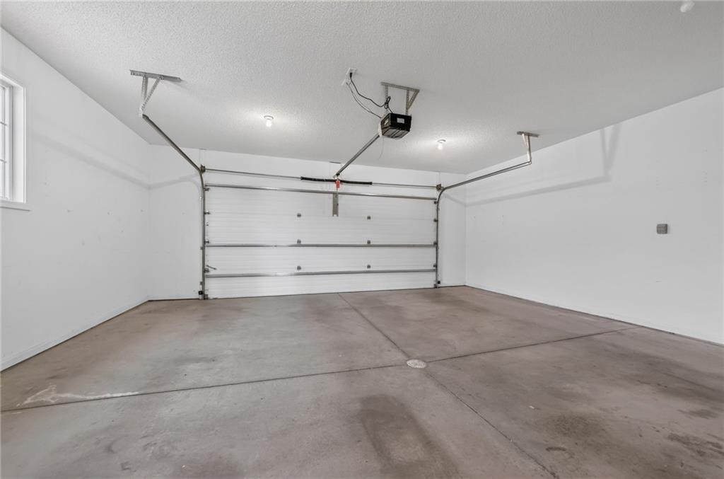 2508 Meadow Ridge Dr, St Joseph, MO 64504