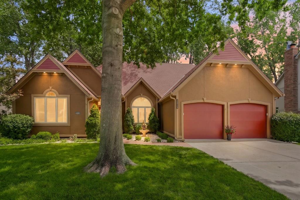 7815 N Revere Dr, Kansas City, MO 64151