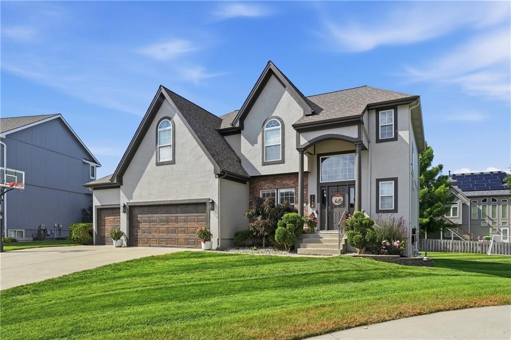 1550 Carriage Cir, Liberty, MO 64068