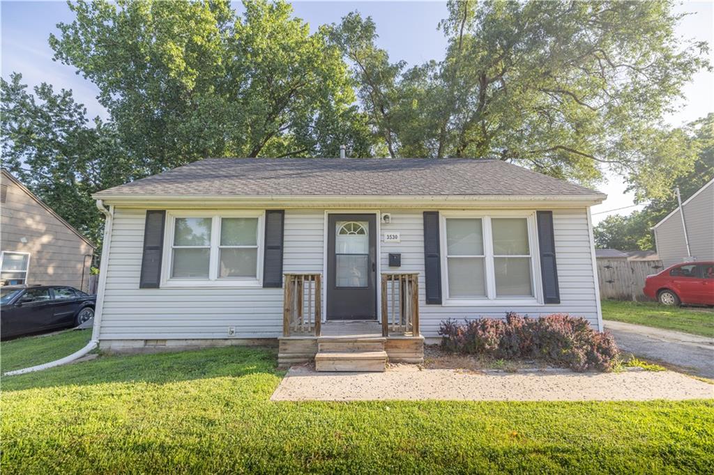 3530 NE 53rd St, Kansas City, MO 64119