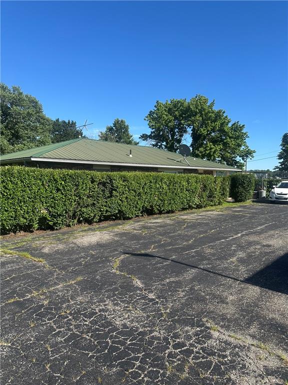 1099 NE 50 Hw, Knob Noster, MO 65336
