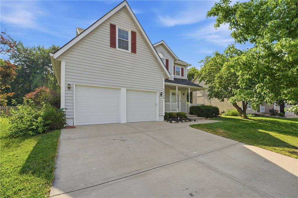 12706 Benson St, Overland Park, KS 66213
