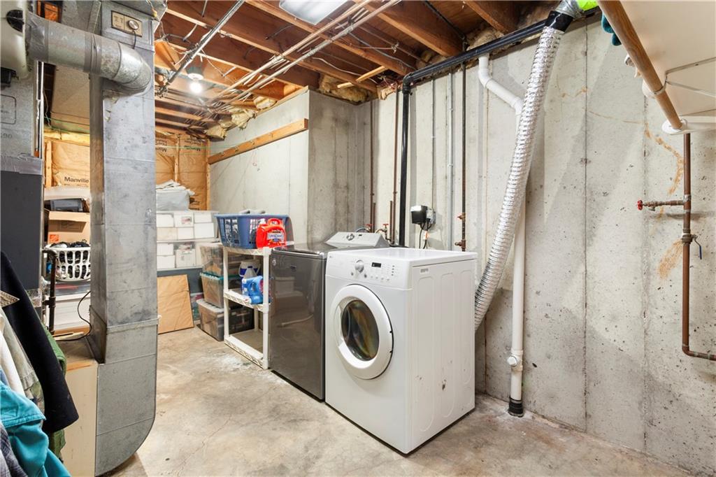 1112 SW 24th Street Ct, Blue Springs, MO 64015