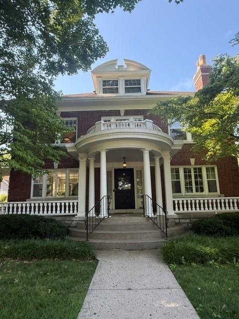 35 W 53rd St, Kansas City, MO 64112
