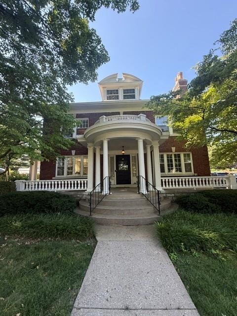 35 W 53rd St, Kansas City, MO 64112