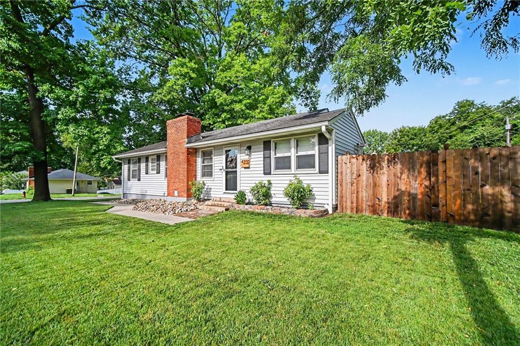 4300 N Holmes St, Kansas City, MO 64116