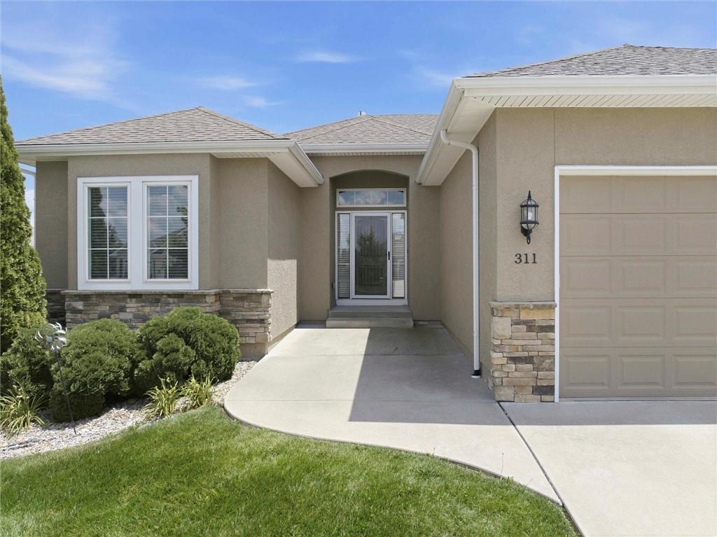 311 Crestview Ct, Raymore, MO 64083