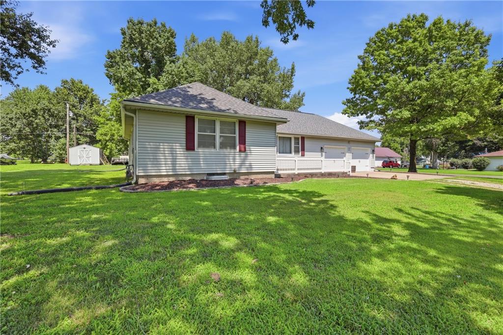 300 W Arctic St, Kingsville, MO 64061