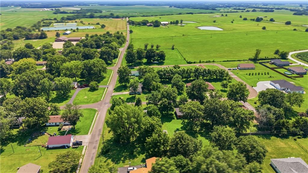 300 W Arctic St, Kingsville, MO 64061