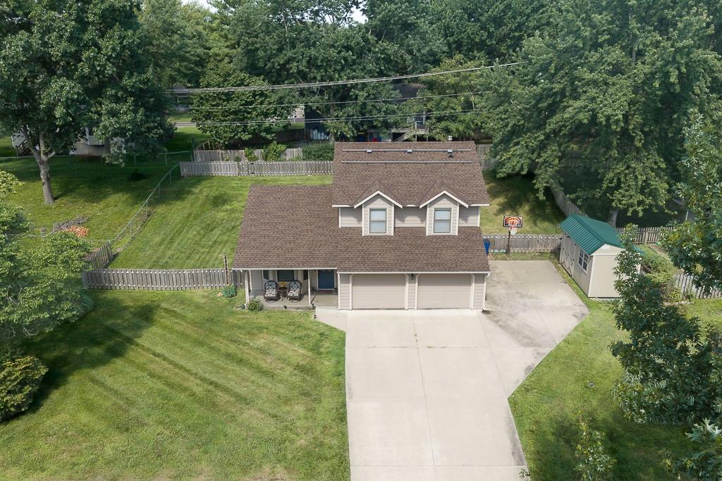 1211 Maple St, Eudora, KS 66025