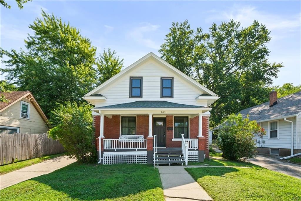 803 N Cottage St, Independence, MO 64050
