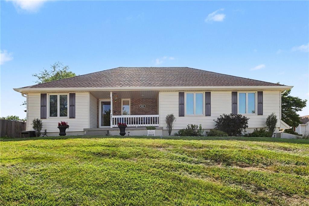 4401 SW 12th St, Blue Springs, MO 64015