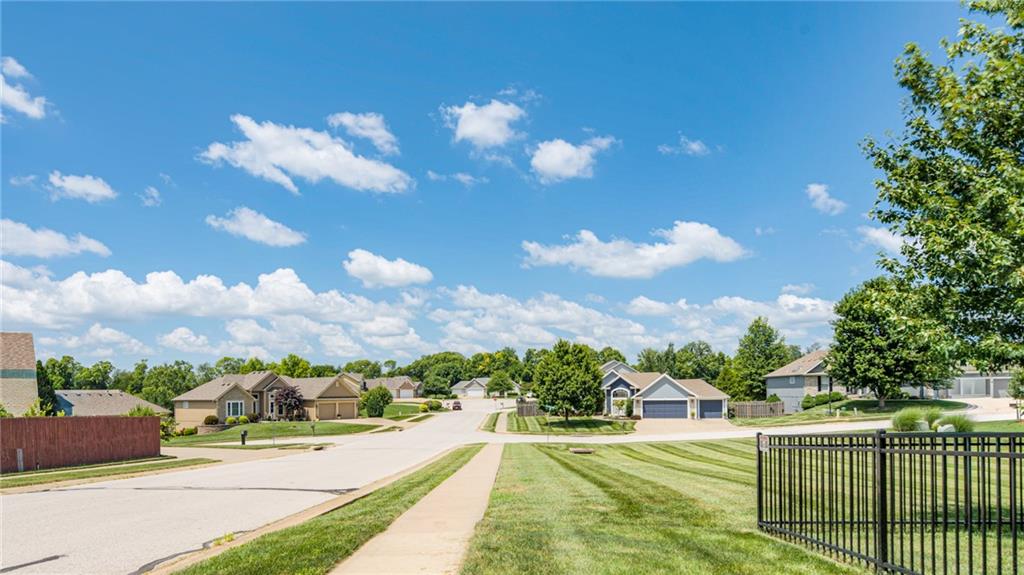 16750 NW 138th Ct, Platte City, MO 64079