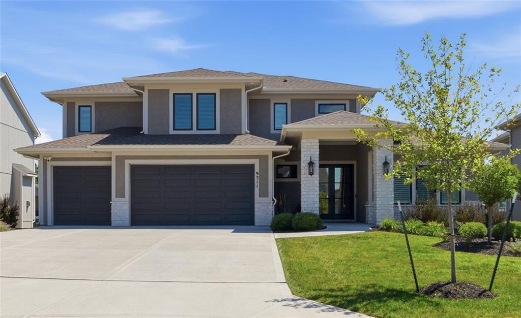 9311 W 168th Ter, Overland Park, KS 66085