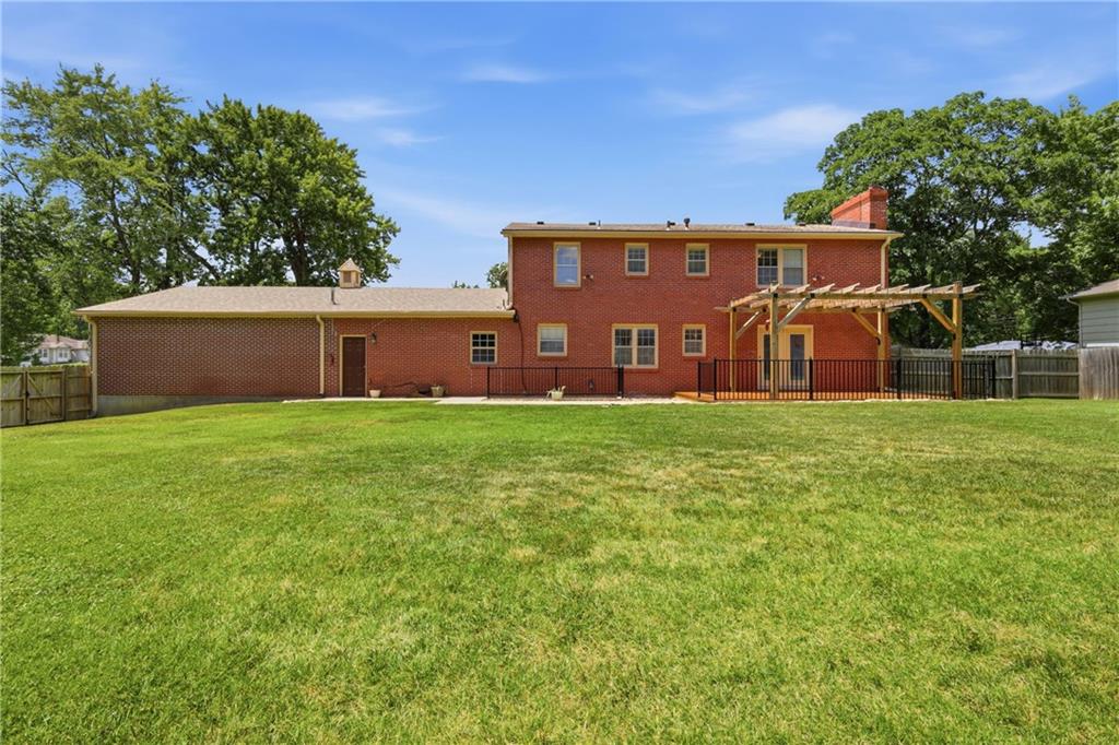 3609 S Phelps Rd, Independence, MO 64055