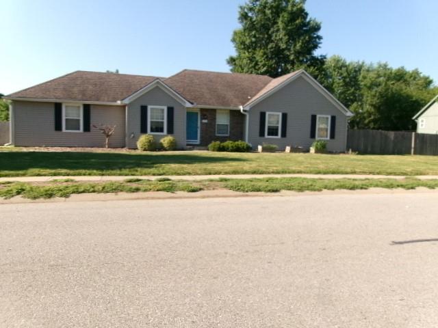 1024 SW Hillcrest Dr, Blue Springs, MO 64015