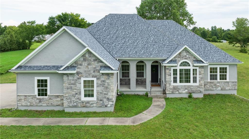 26908 E 219th St, Pleasant Hill, MO 64080