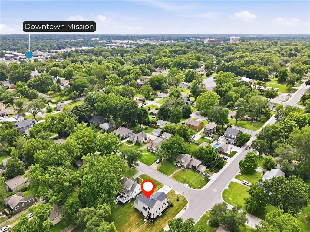 5501 Reeds Rd, Mission, KS 66202