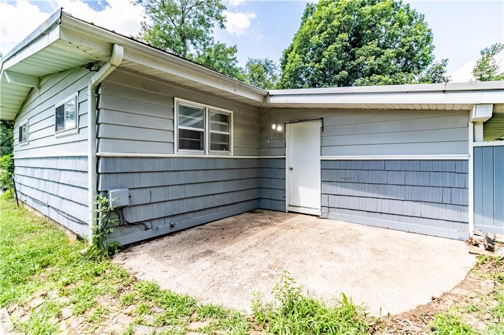 409 8th St, Warrensburg, MO 64093