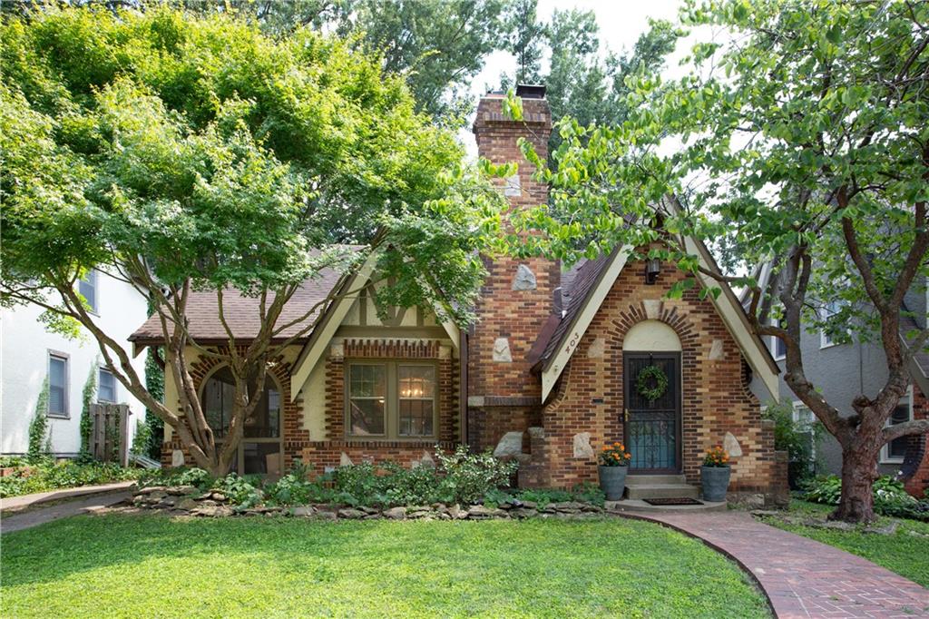 405 E 72nd St, Kansas City, MO 64131