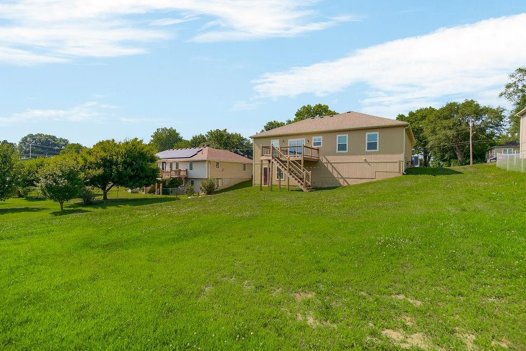 2917 Franklin St, Lexington, MO 64067