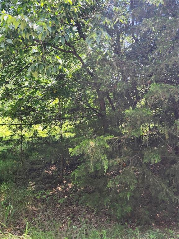 26 N Lakeside Cir, Linn Valley, KS 66040