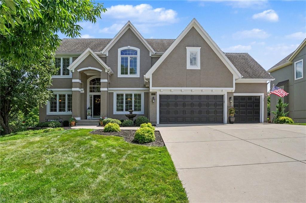 2901 W 144th Ter, Leawood, KS 66224