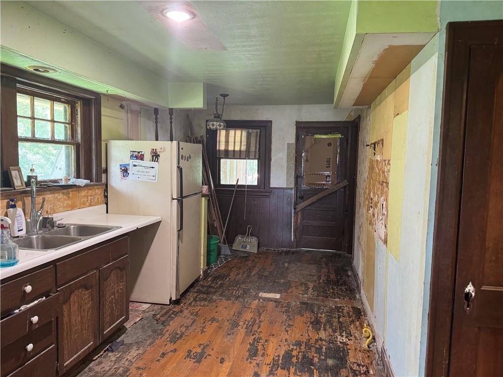 1812 E 135th St, Grandview, MO 64030