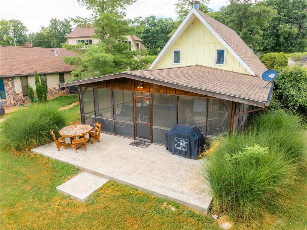 372 Lake Viking Ter, Gallatin, MO 64640