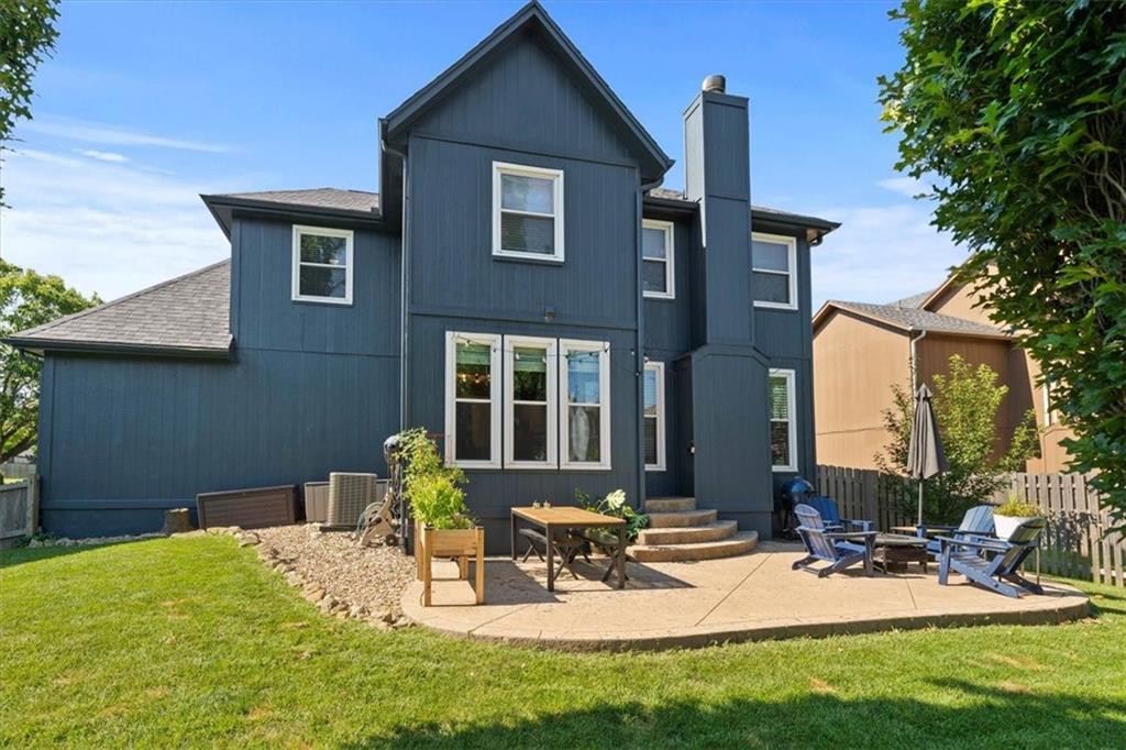 14168 W 150th Ct, Olathe, KS 66062