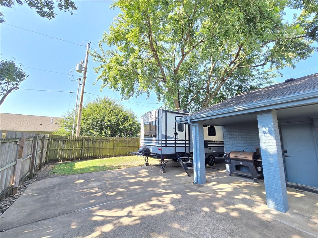 2000 N 11th St, Independence, KS 67301