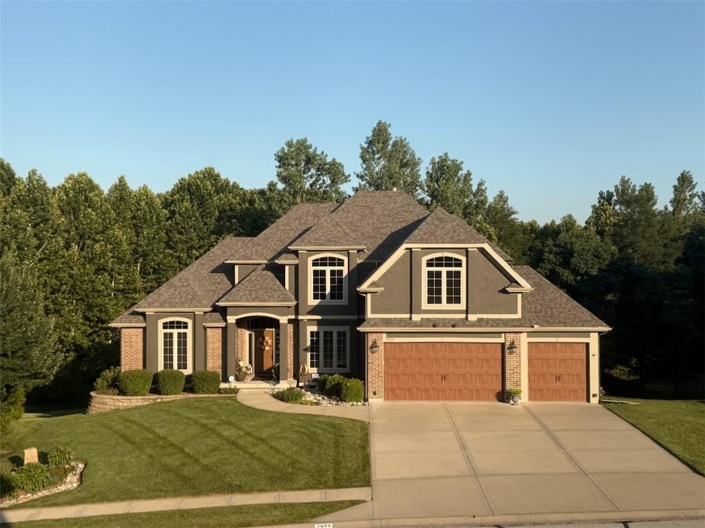 7825 N Kirkwood Ave, Kansas City, MO 64151