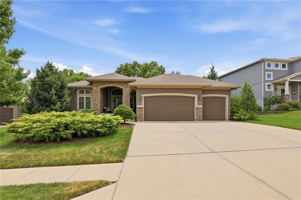 4407 NE 94th Ct, Kansas City, MO 64156