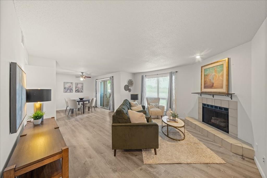 11110 Nieman #101 Rd, Overland Park, KS 66210