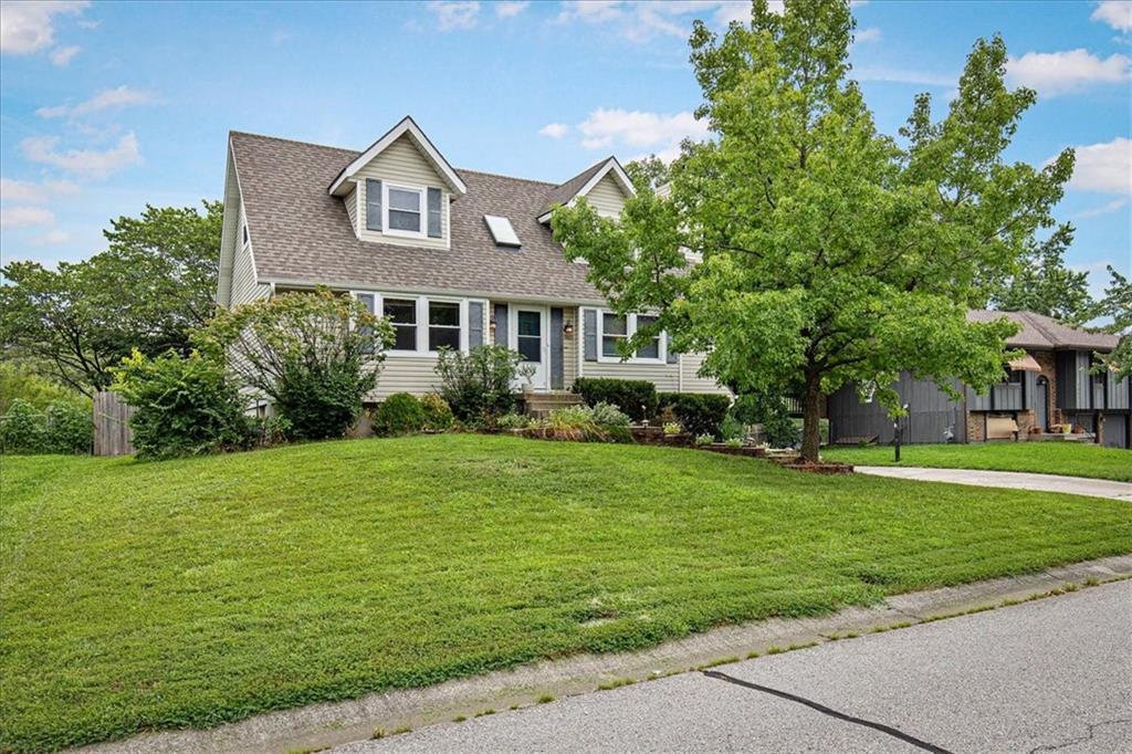 7005 Michael Ln, Pleasant Valley, MO 64068