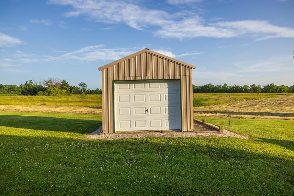 15807 Liv 312 Rd, Chillicothe, MO 64601