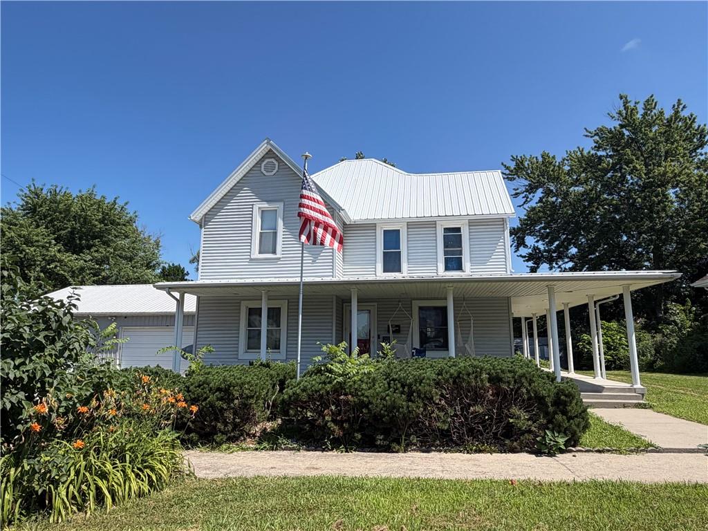 1215 Clay St W, Chillicothe, MO 64601