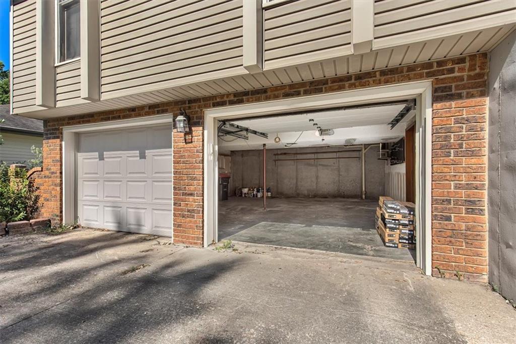 2006 Joy St, Excelsior Springs, MO 64024