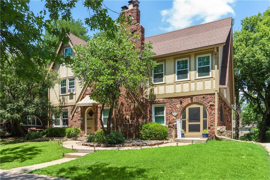 620-22 E Meyer Blvd, Kansas City, MO 64131