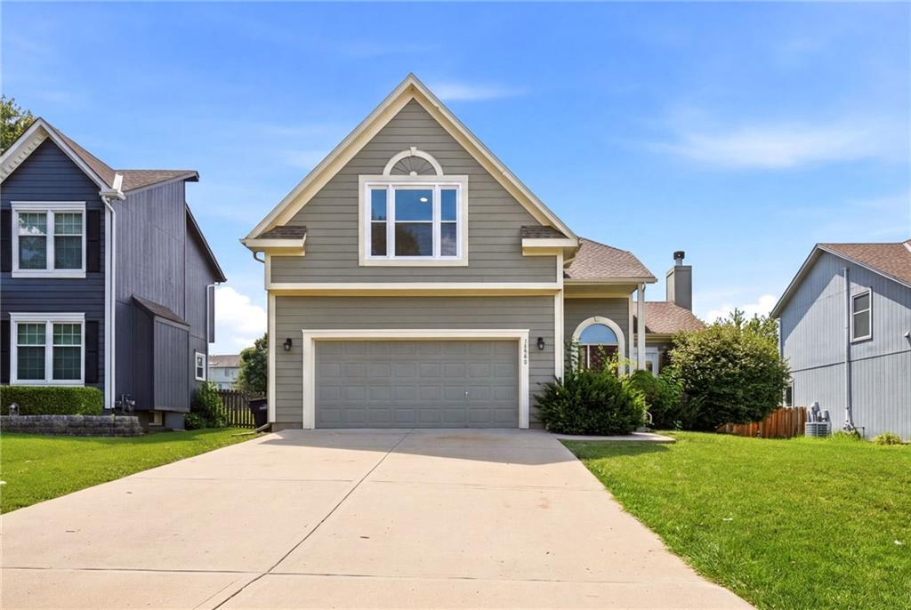 14866 S Summit St, Olathe, KS 66062