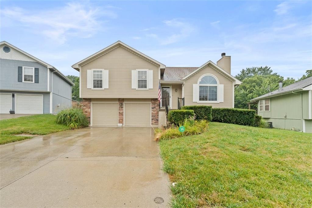 3420 S Shrank Ct, Independence, MO 64055