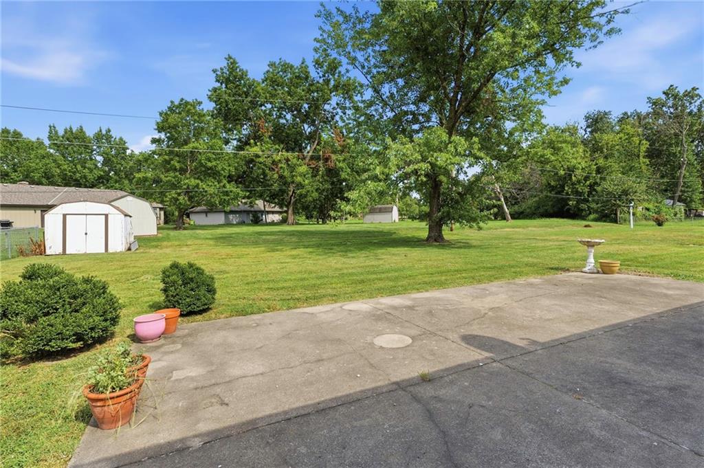 2103 Jil St, Harrisonville, MO 64701