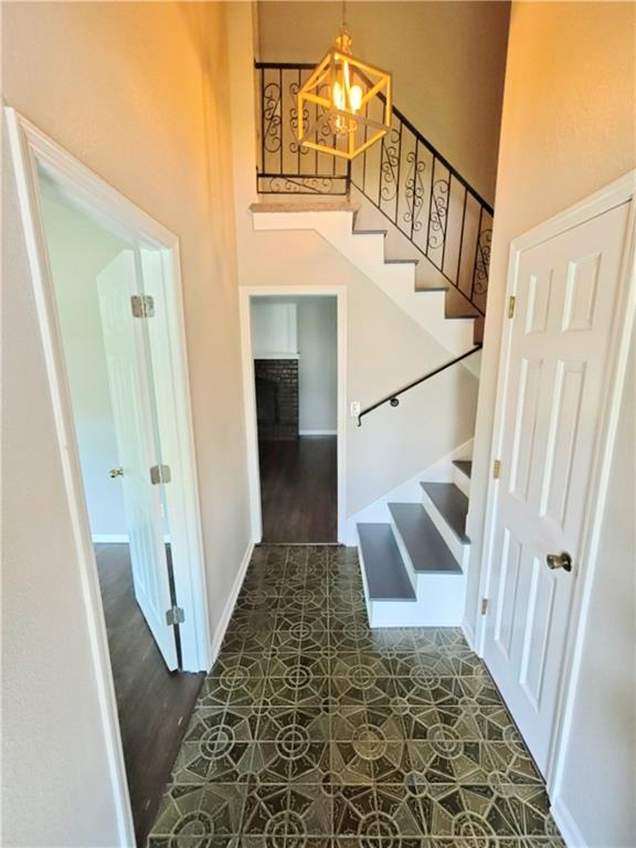 1512 SW Morningside Dr, Blue Springs, MO 64015