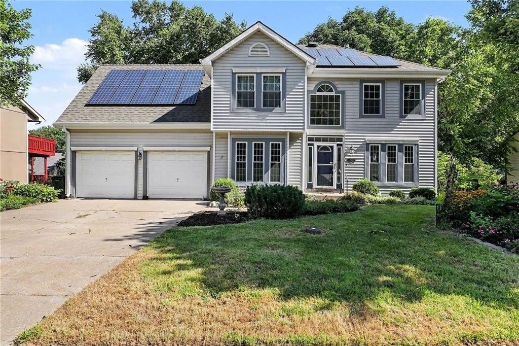 722 Deerfield St, Leavenworth, KS 66048
