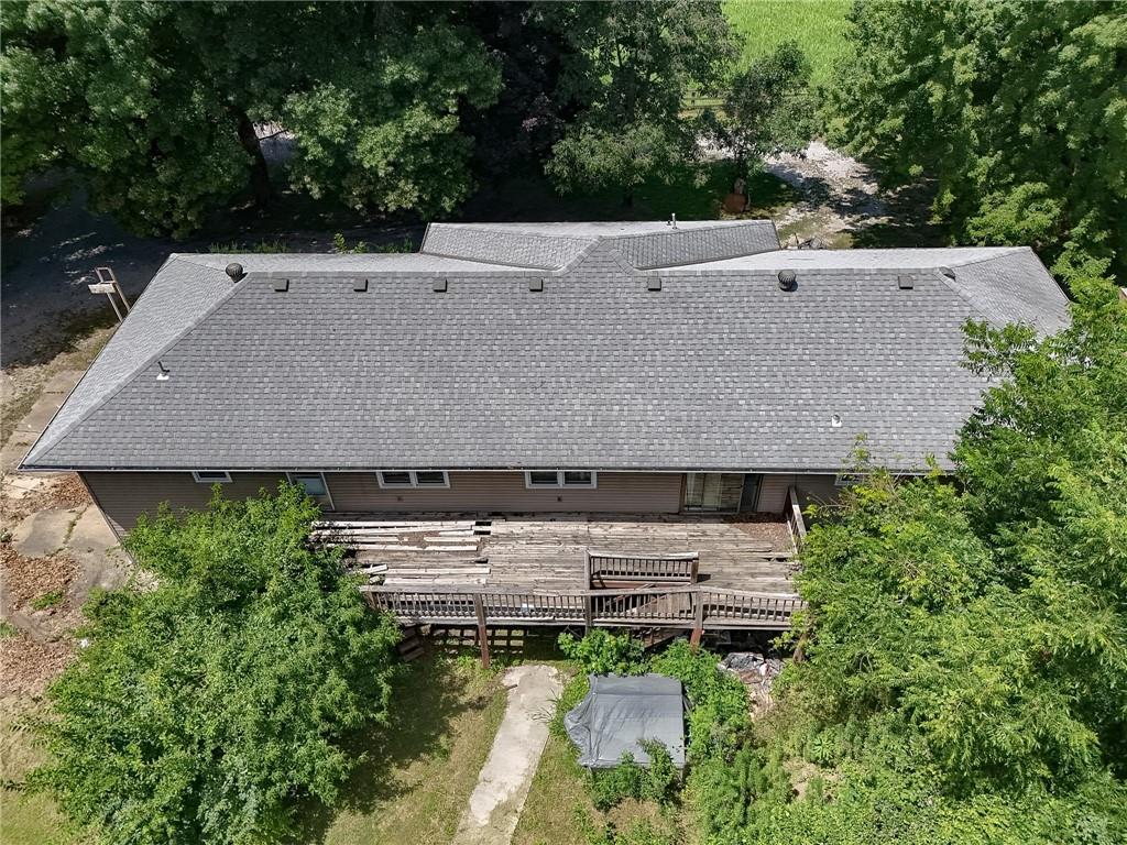 5507 Woodbine Rd, St Joseph, MO 64505