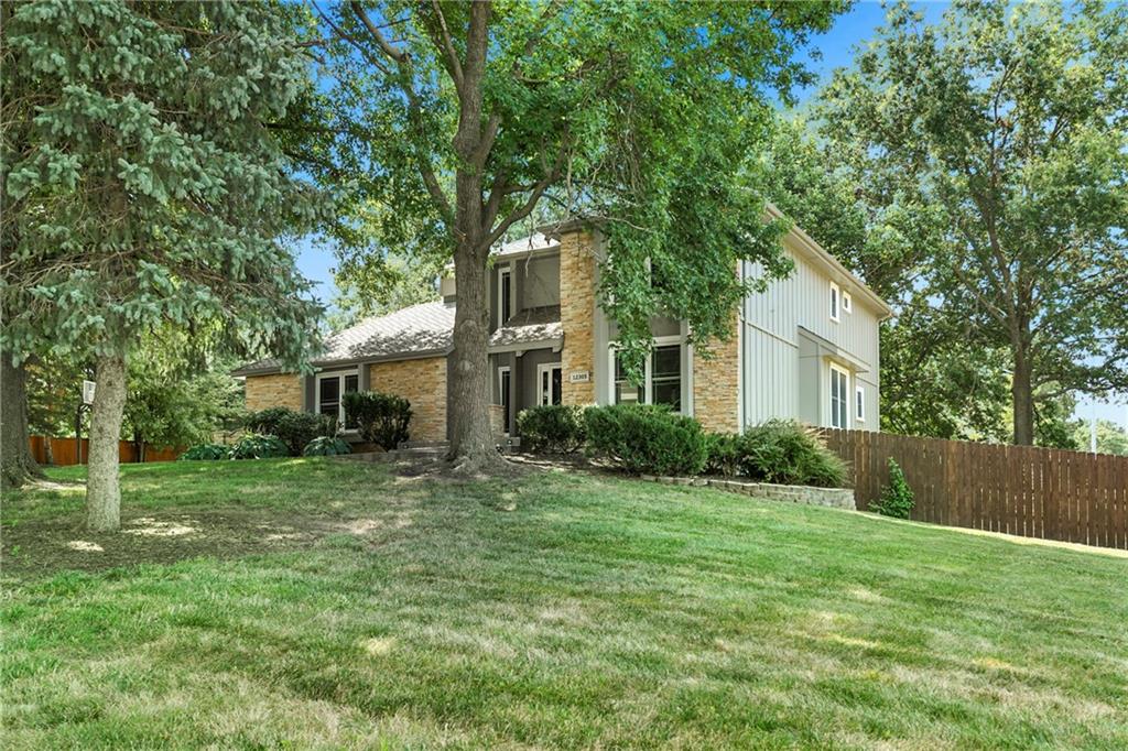 12305 W 150th Ter, Olathe, KS 66062