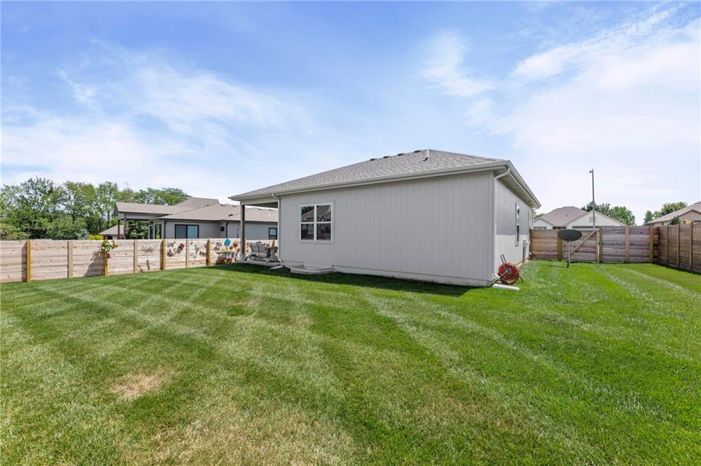 1128 S 12th Ter, Louisburg, KS 66053