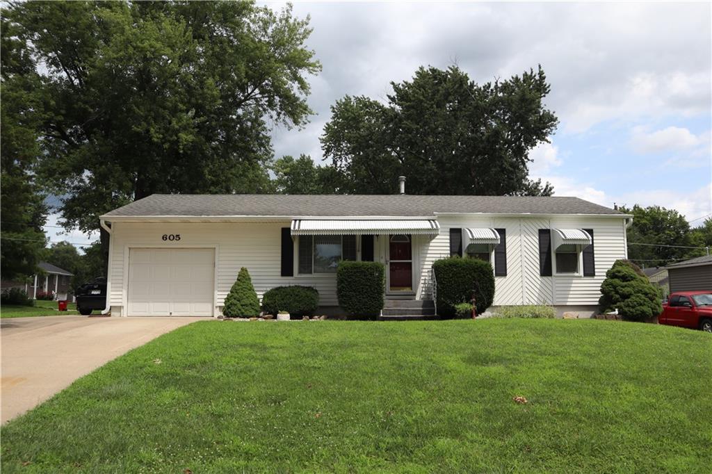 605 N Ponca Dr, Independence, MO 64056